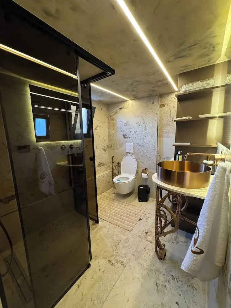 Photo - The HH Point