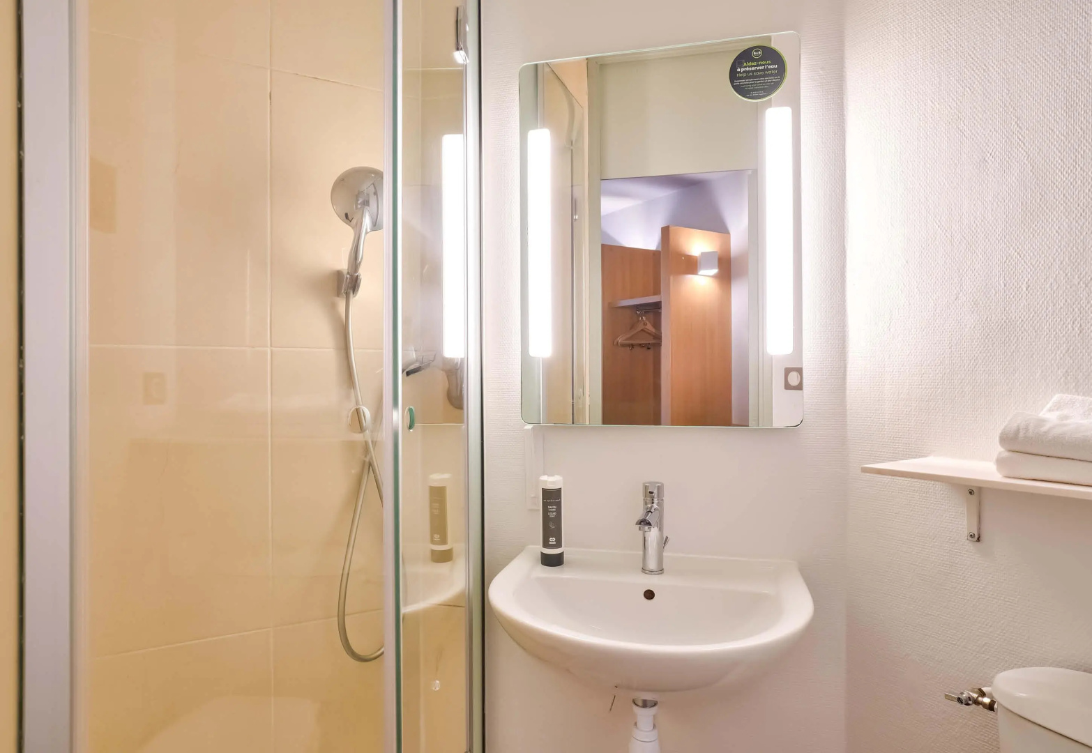 Photo - B&B HOTEL Goussainville CDG