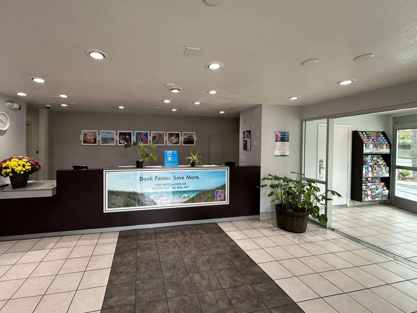 Photo - Studio 6 San Diego, CA Hotel Circle Mission Valley