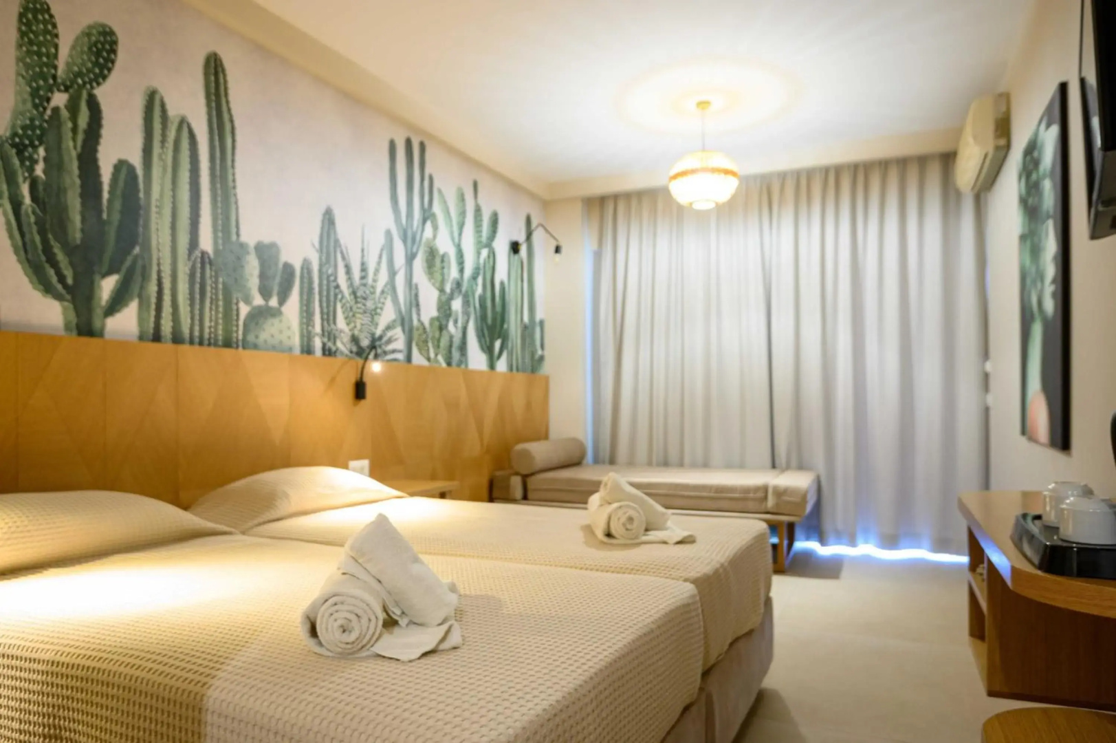 Photo - Malia Bay Beach Hotel & Bungalows