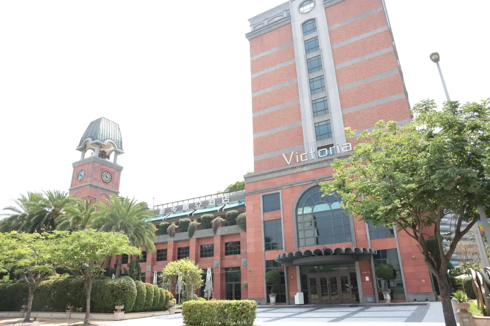 Photo - Grand Victoria Hotel