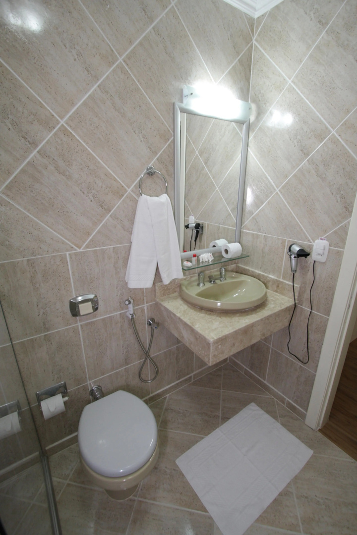 Foto - Hotel Galo Vermelho