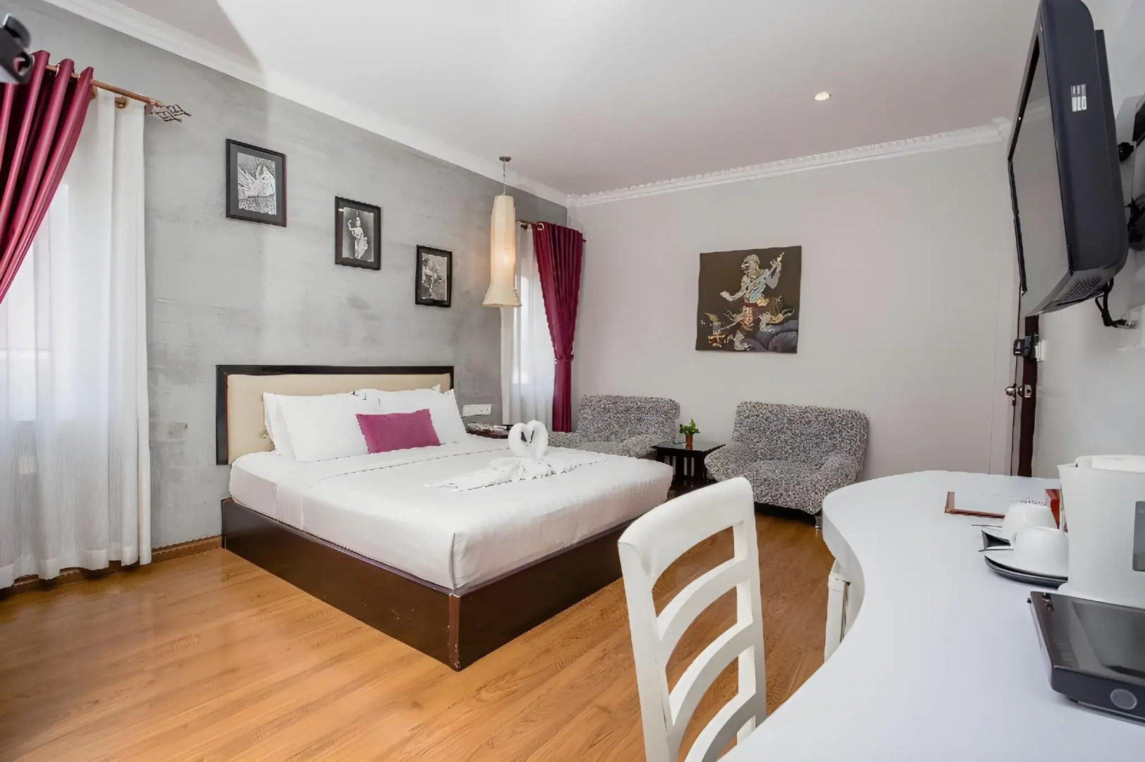 Photo - King Grand Boutique Hotel