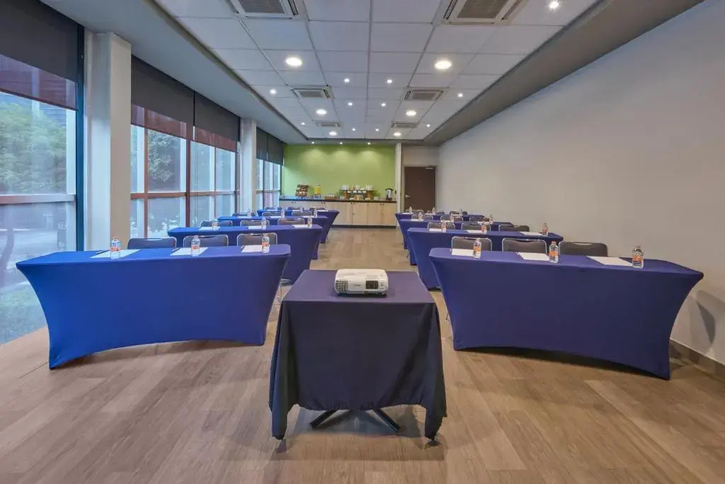 Photo - City Express Plus by Marriott Ciudad de México Insurgentes Sur
