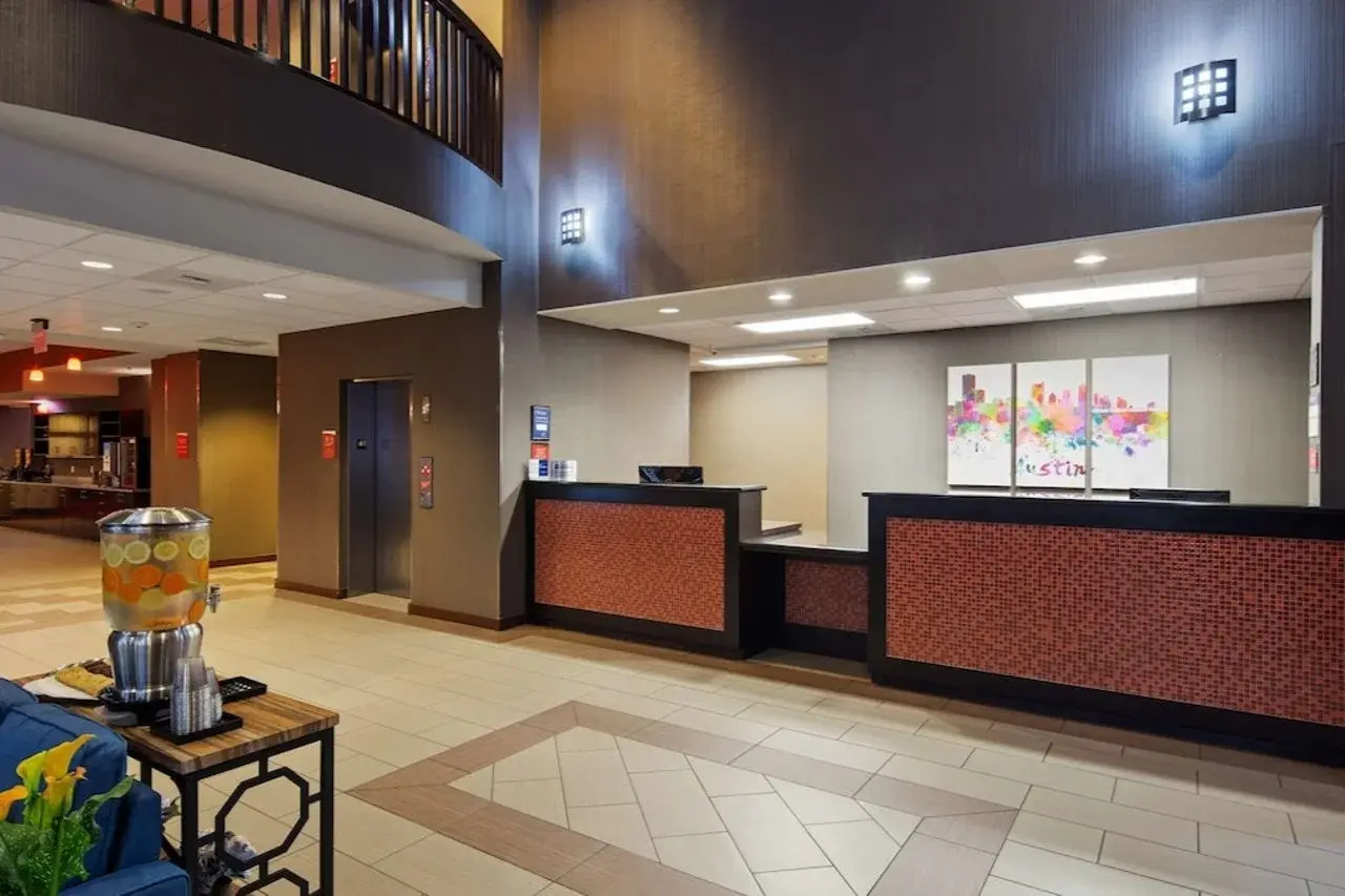 Foto - Best Western Plus Austin Airport Inn & Suites