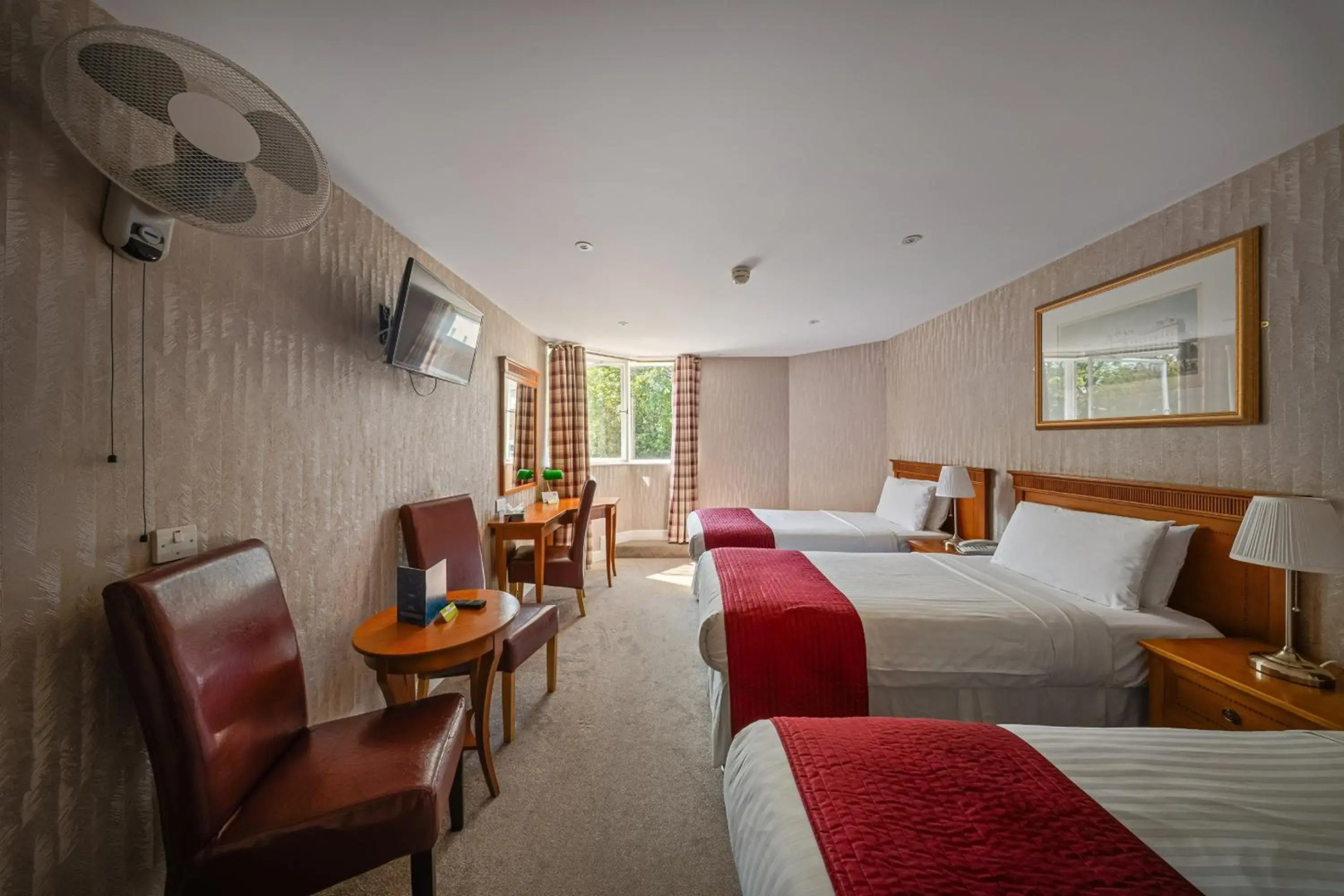 Photo - The Clarendon Hotel