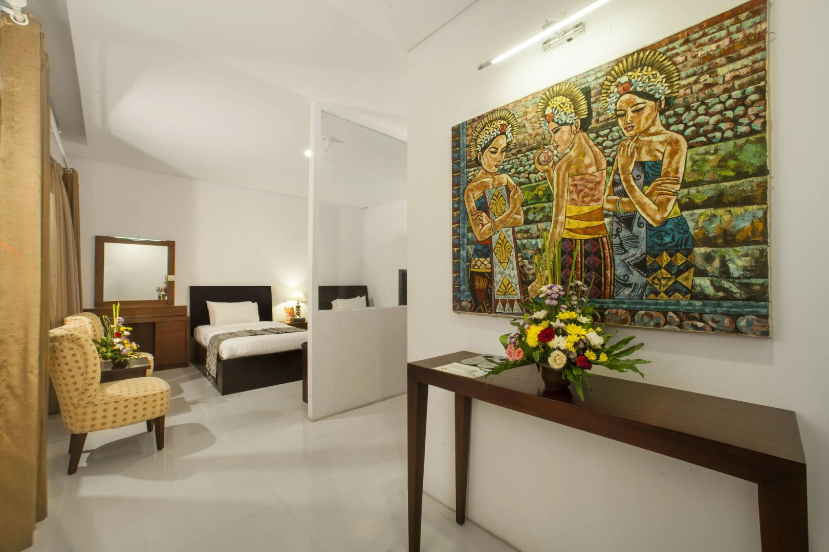 Photo - The Radiant Hotel