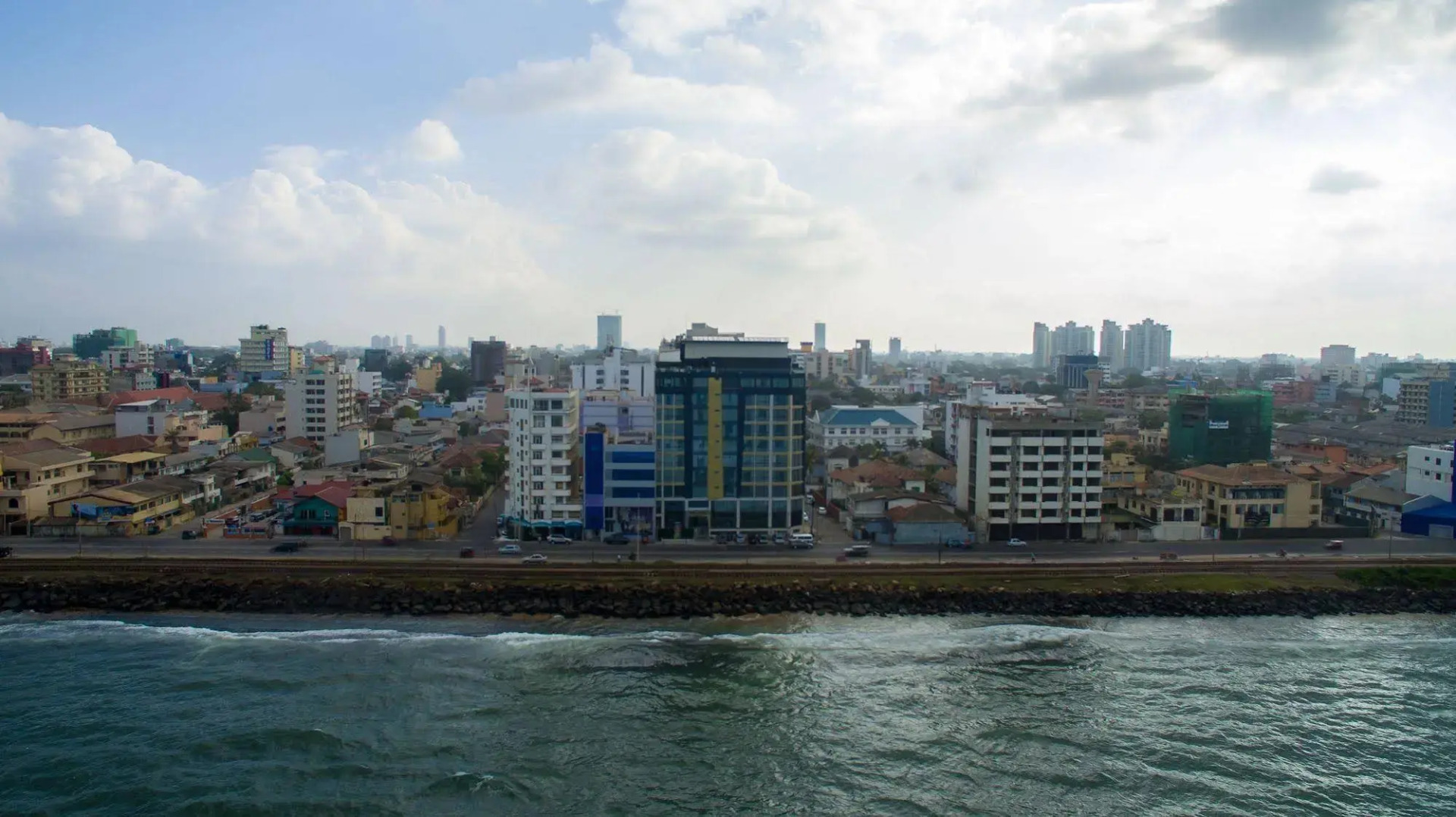 Photo - The Ocean Colombo - Guaranteed Sea View Rooms