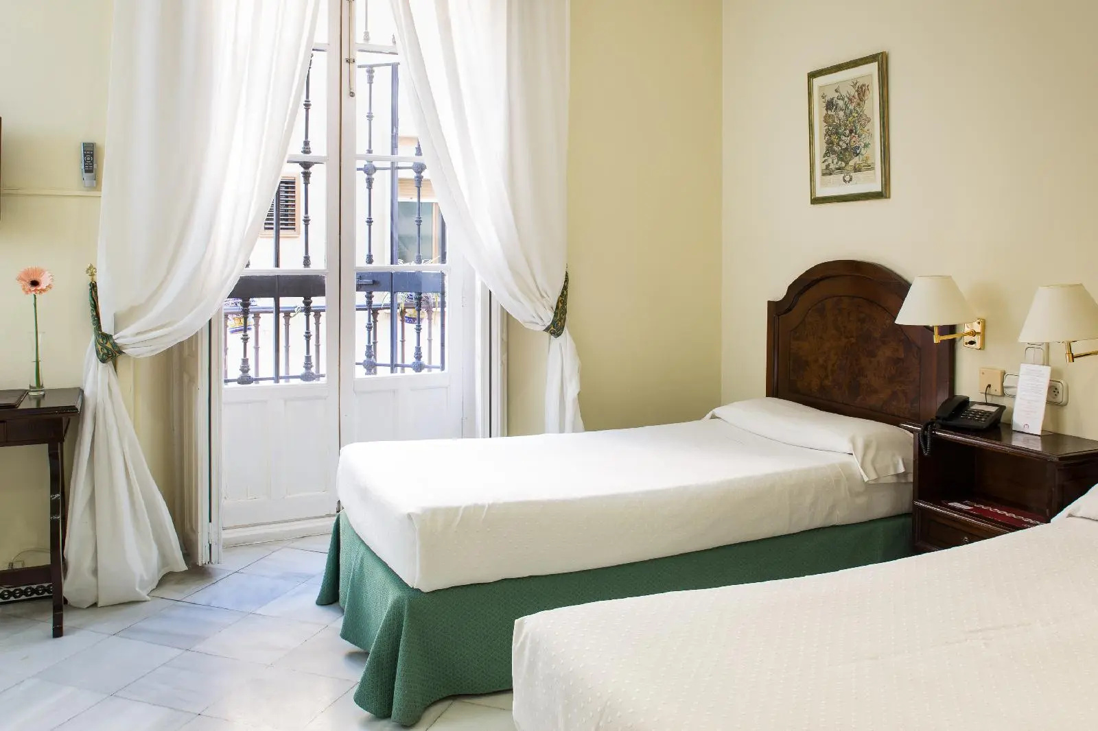 Photo - Hotel Abril