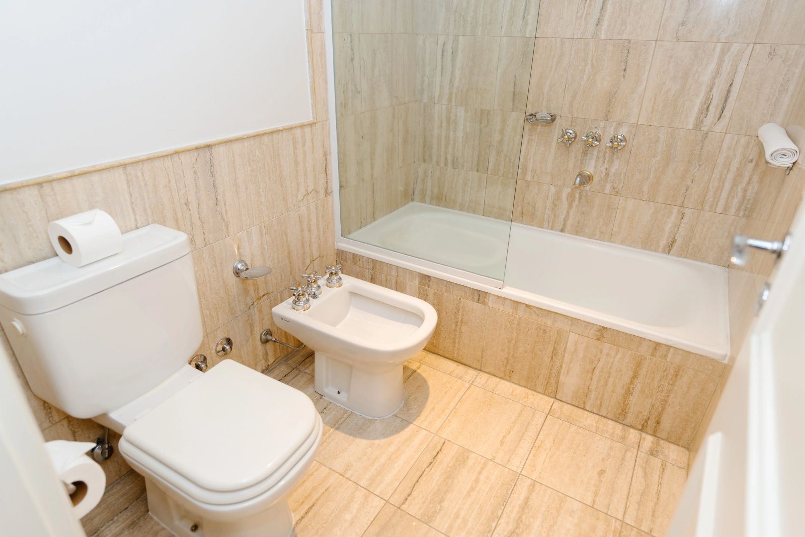 Photo - Loi Suites Recoleta Hotel