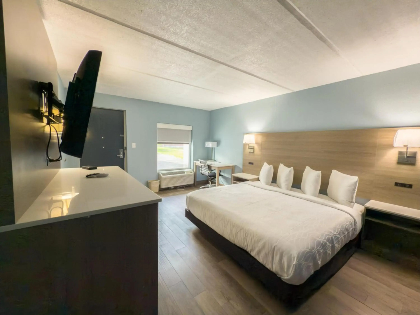 Photo - SureStay by Best Western Jacksonville Airport