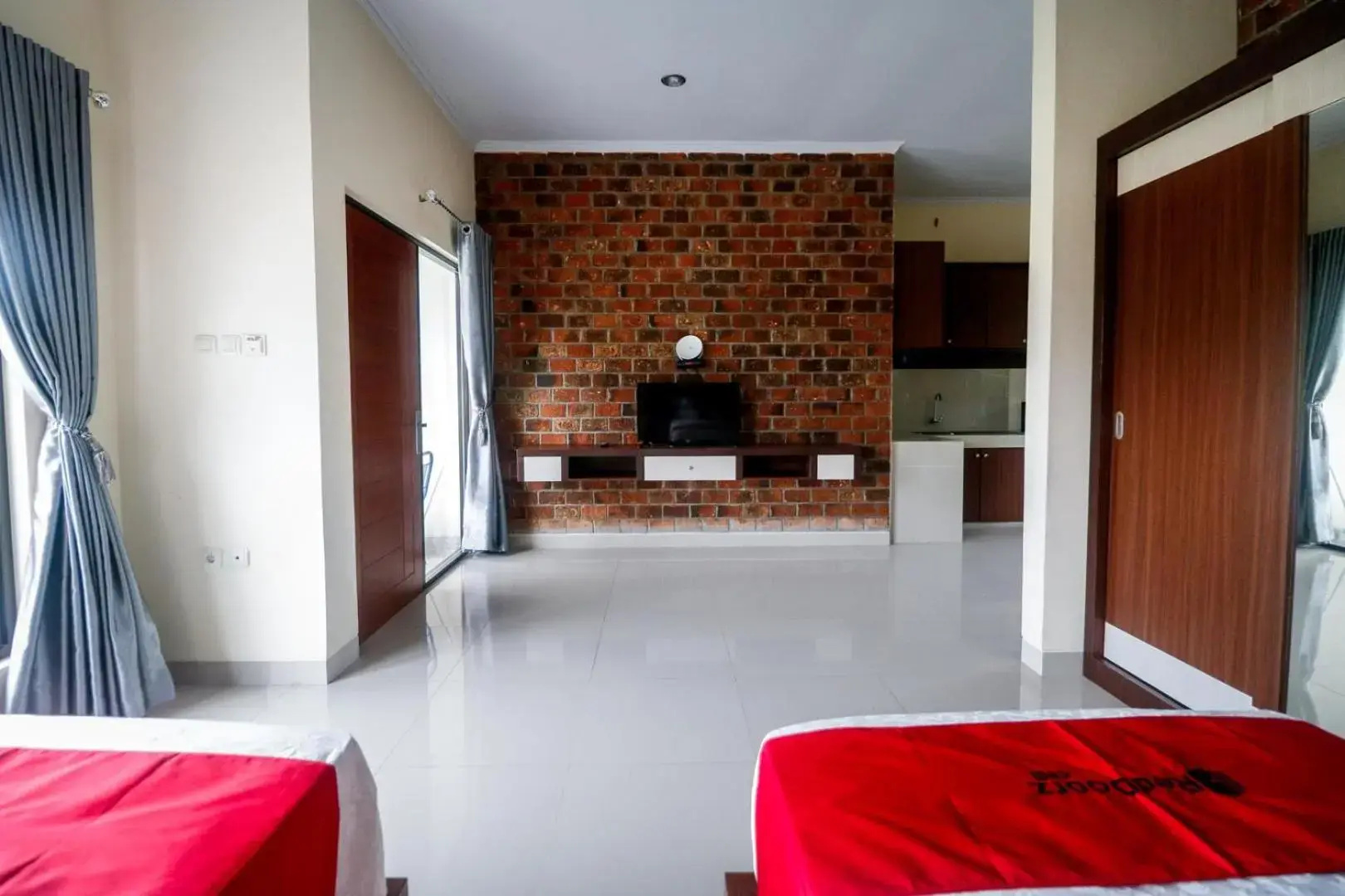 Photo - RedDoorz Plus near Kualanamu Airport