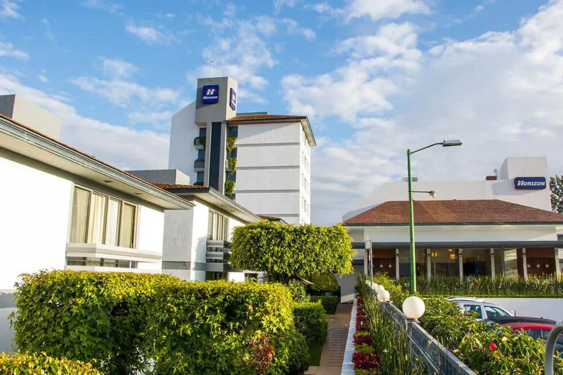 Photo - Hotel Horizon and Convention Center