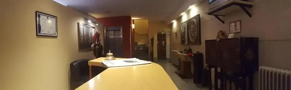 Foto - Hostal Guzman El Bueno by gaiarooms