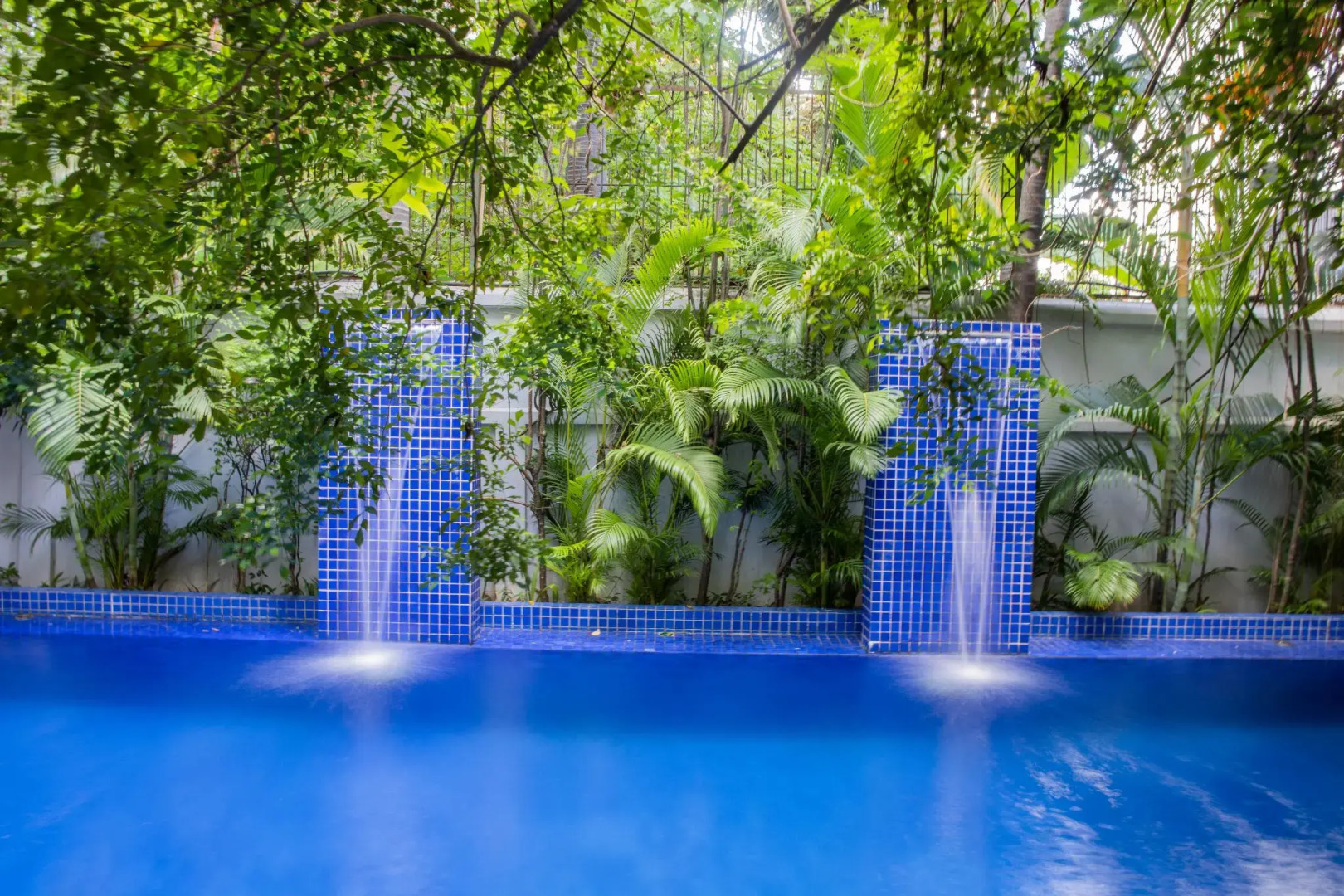 Photo - La Rose Suites