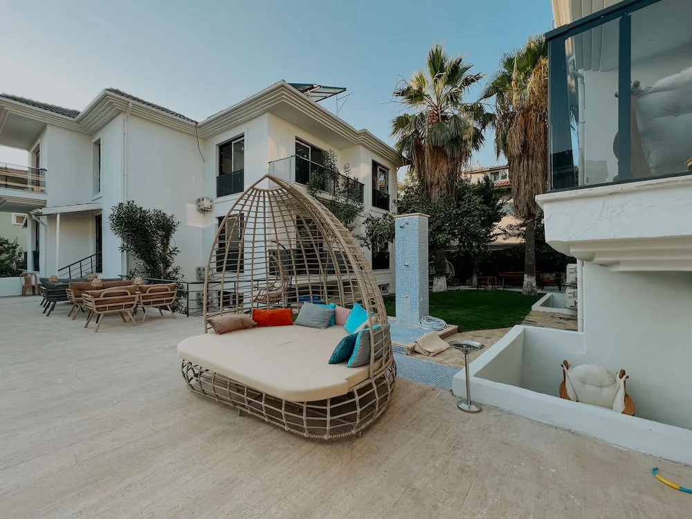 Photo - Marla Suite Hotel