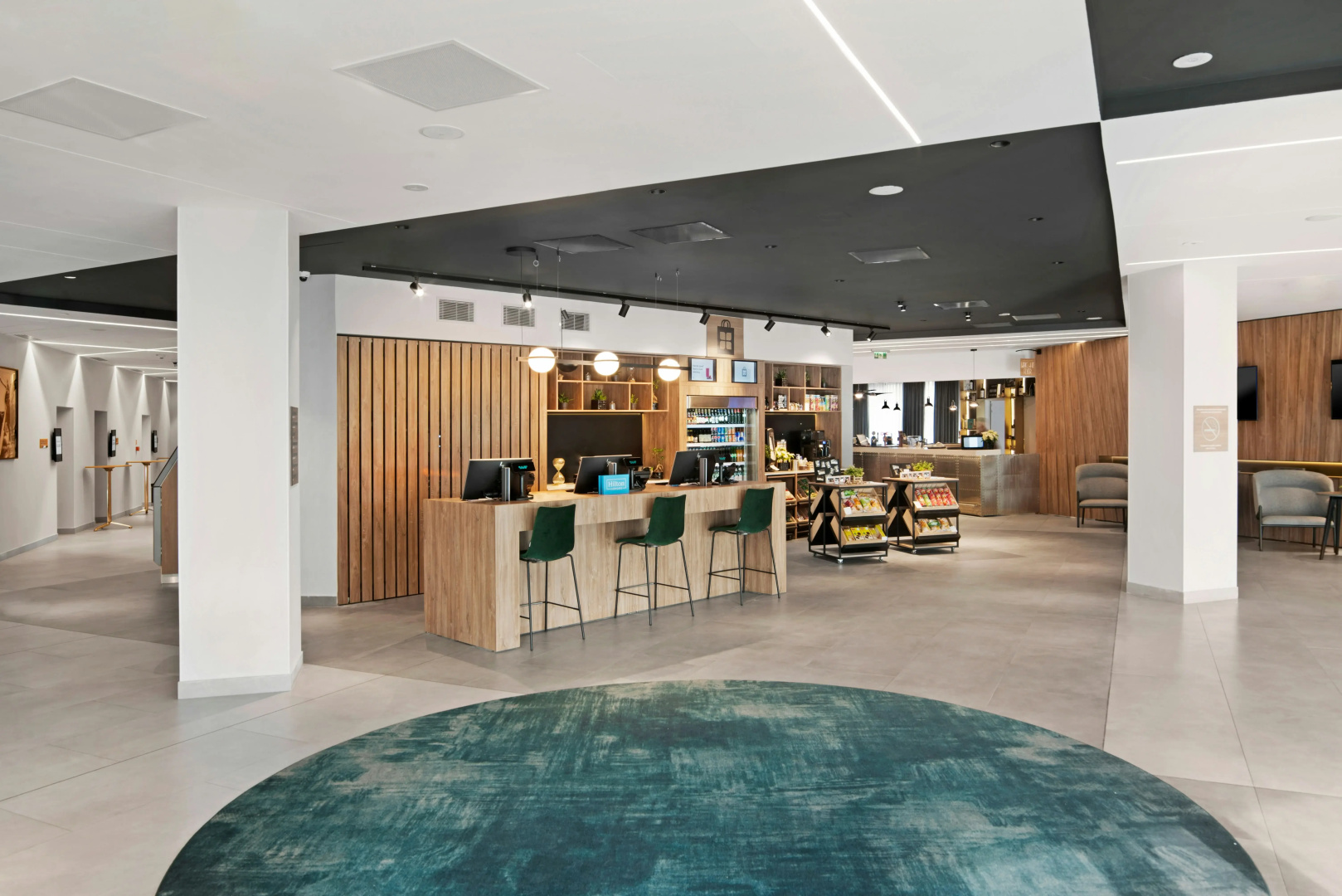 Photo - Hilton Garden Inn Bucharest Airport