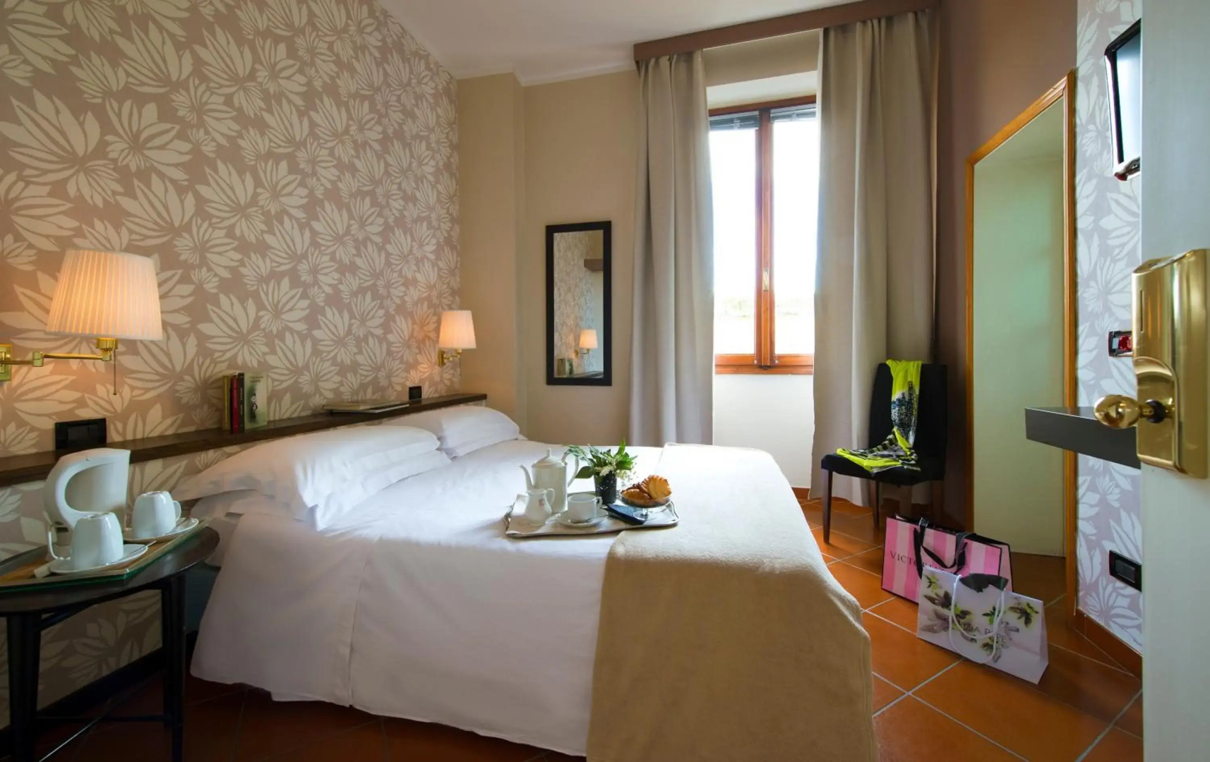 Photo - Hotel De La Pace, Sure Hotel Collection by Best Western