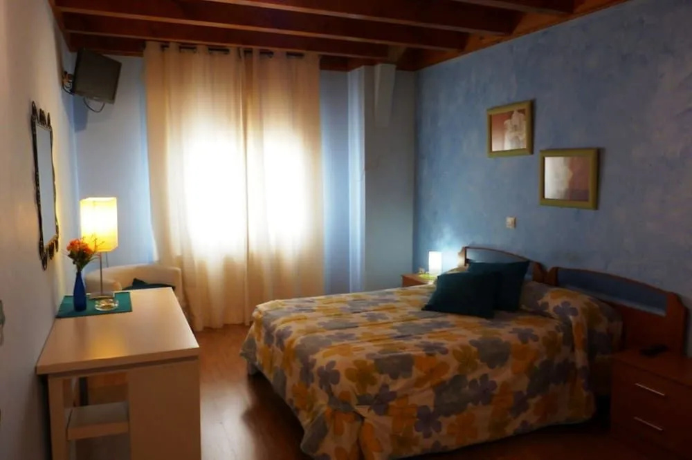 Foto - Hotel El Golobar