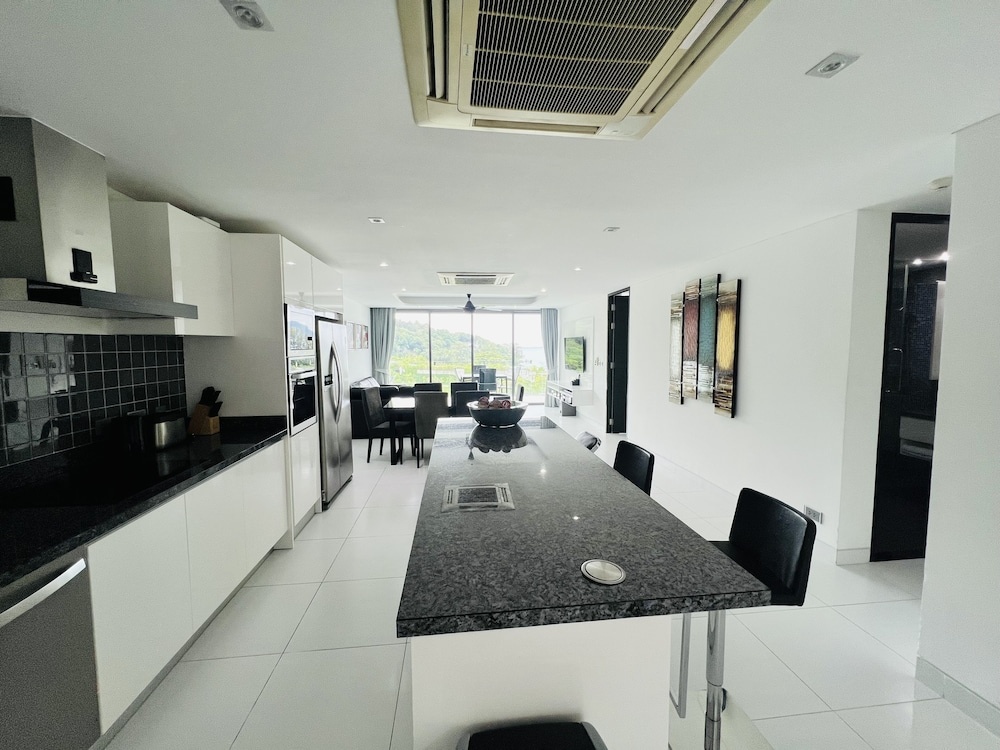 Twin Sands Resort Penthouse
