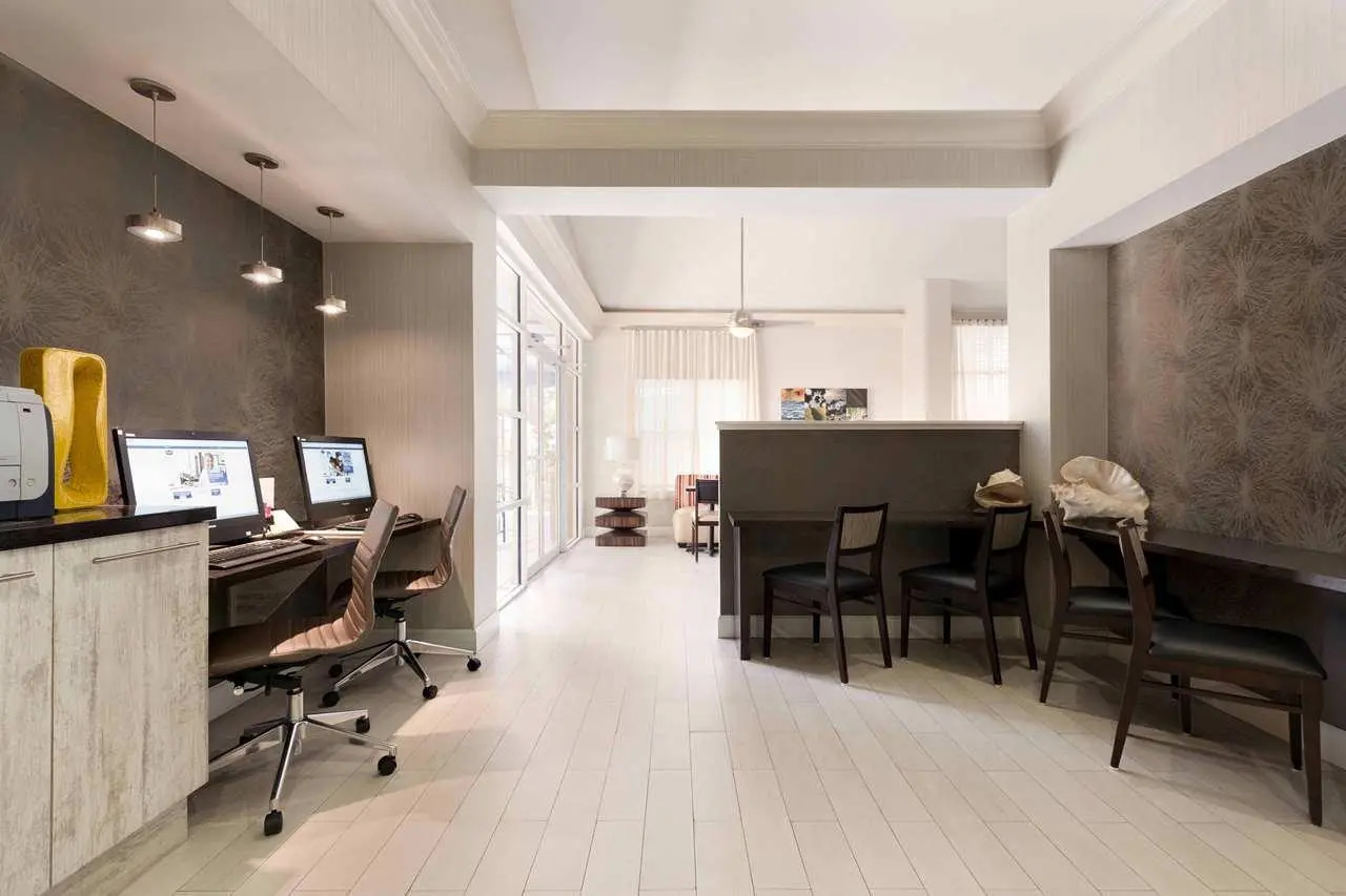 Photo - Hampton Inn & Suites Ft. Lauderdale Arpt/South Cruise Port