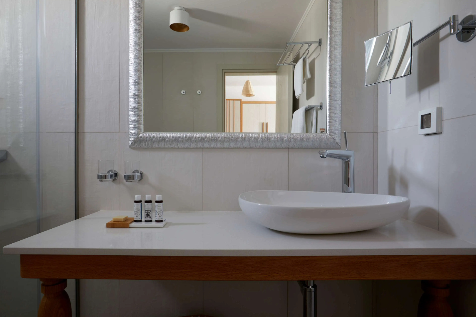 Foto - Sea Breeze Santorini Beach Resort, Curio Collection Hilton
