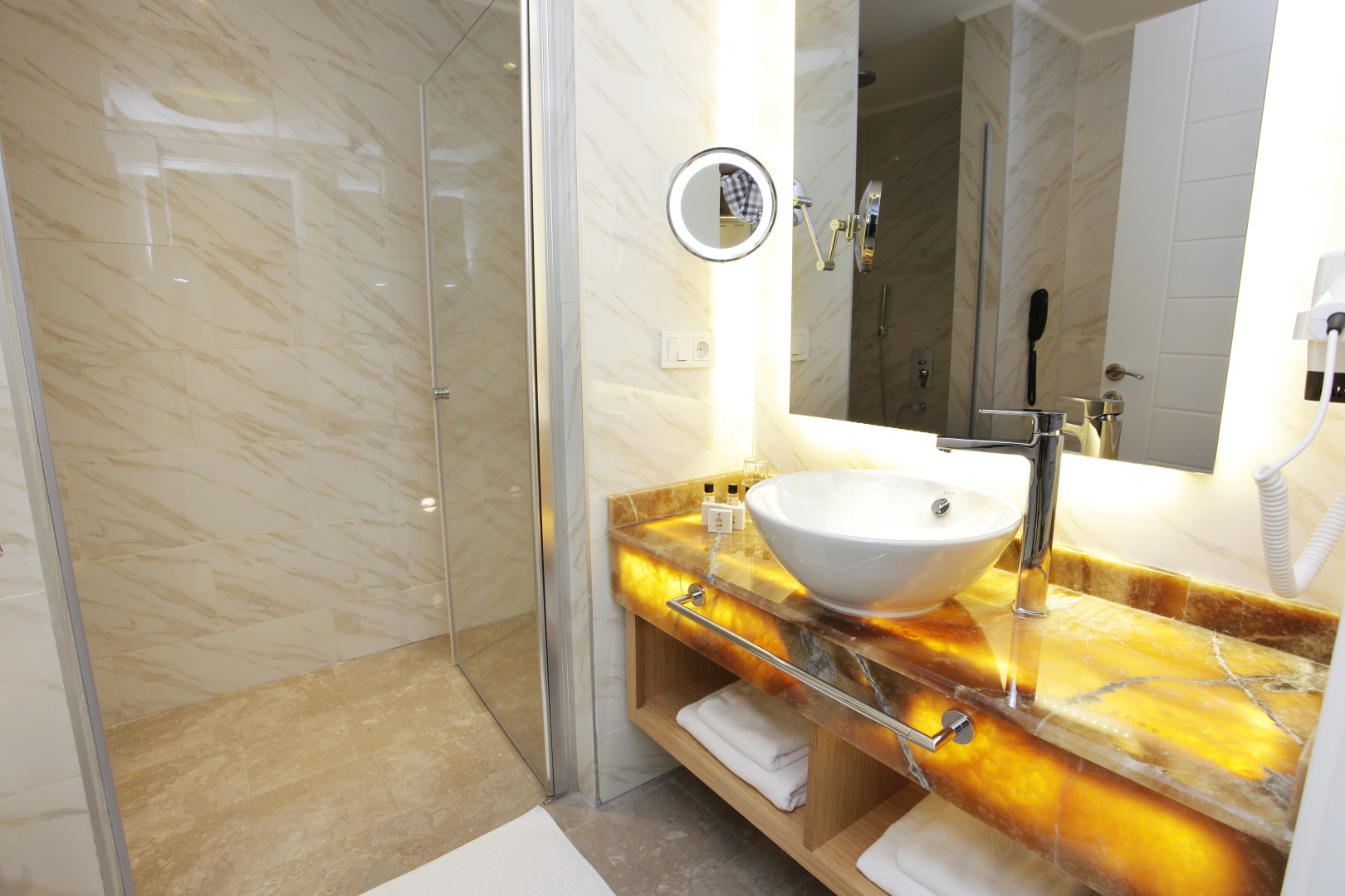 Photo - Kleopatra Suit Hotel