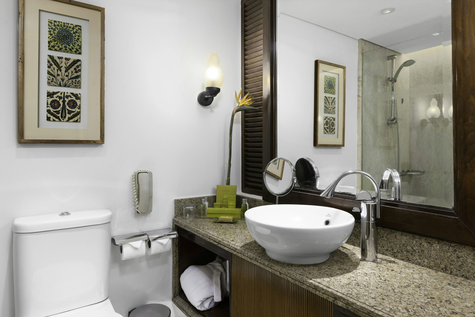 Photo - Hilton Luxor Resort & Spa