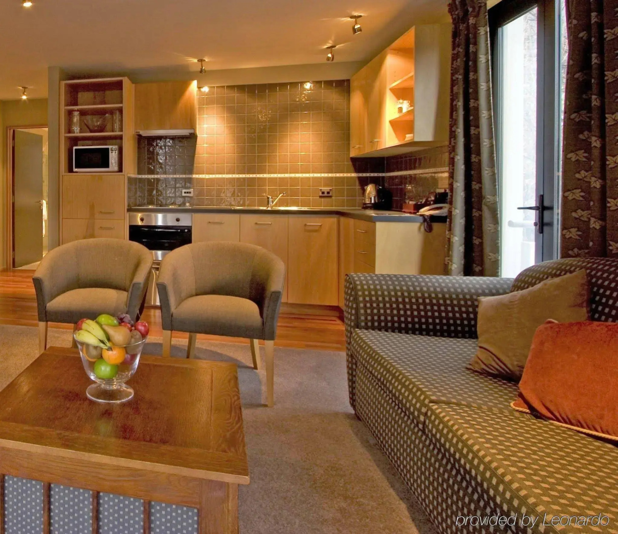 Photo - Garden Court Suites And Apartments