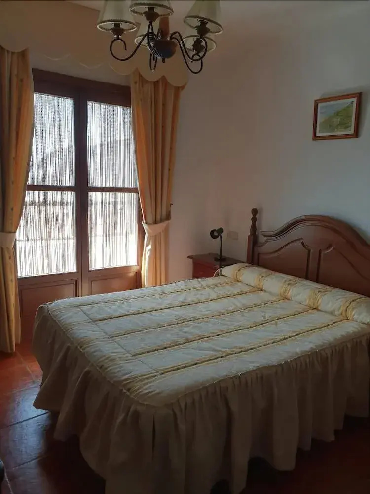 Photo - Hostal Rural Ruta de las Nieves