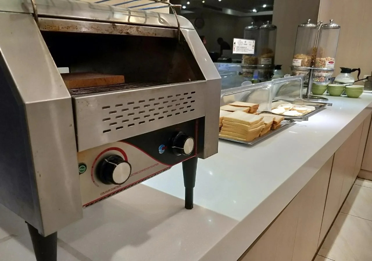 Foto - Yomi Hotel - ShuangLian MRT