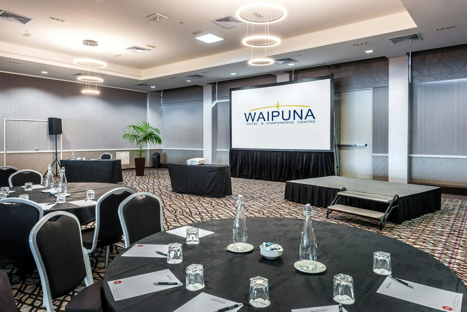 Photo - Waipuna Hotel & Conference Centre