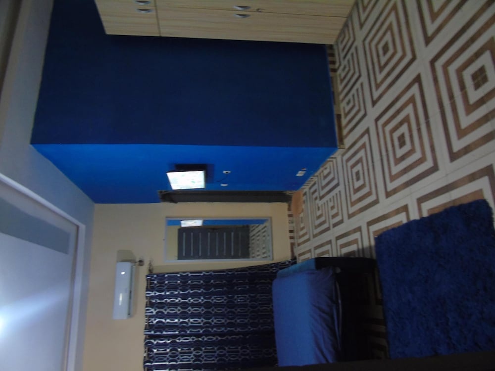 3-bed Apartment Sleeps 6 - Garden, Parking, Pets — фото 1