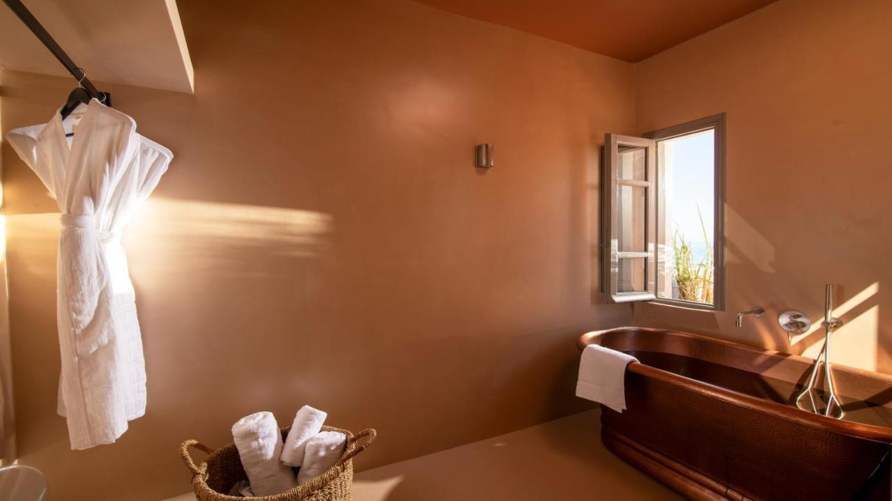 Photo - Oia Memories Suites
