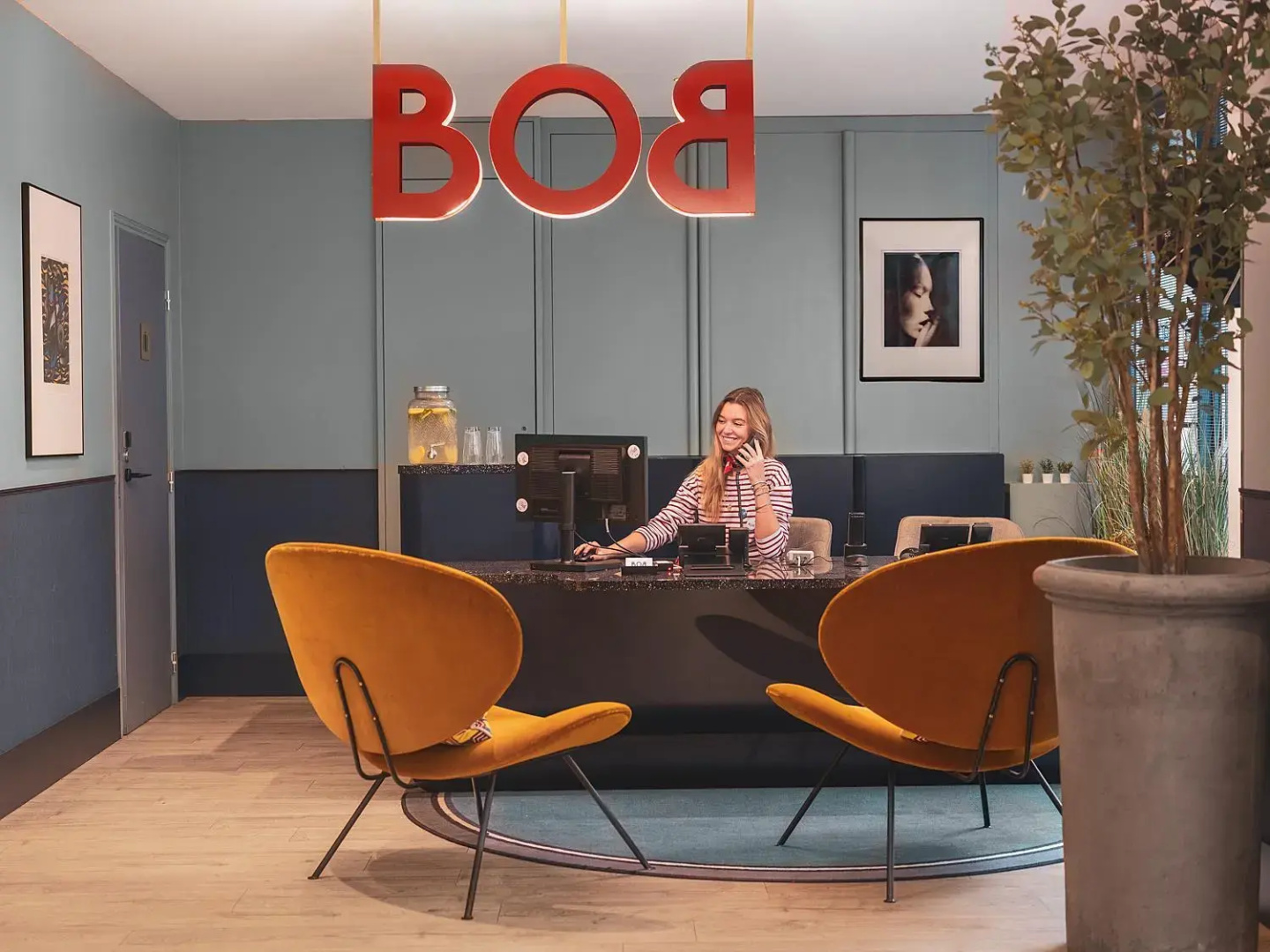Photo - Bob Hotel