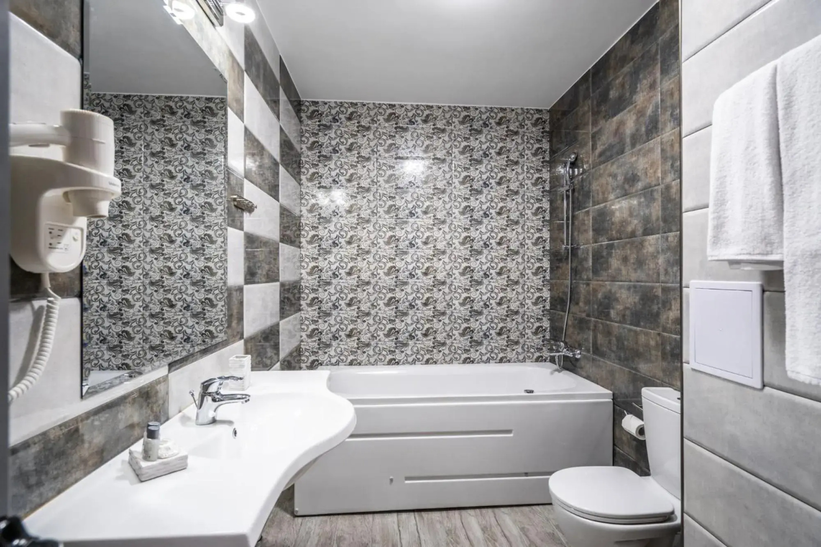 Foto - Plaza Hotel Plovdiv - Free Parking