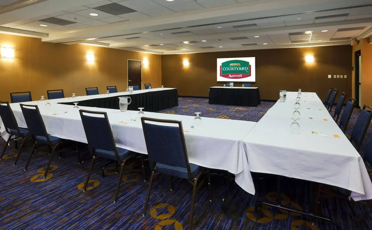 Foto - Courtyard Indianapolis at the Capitol