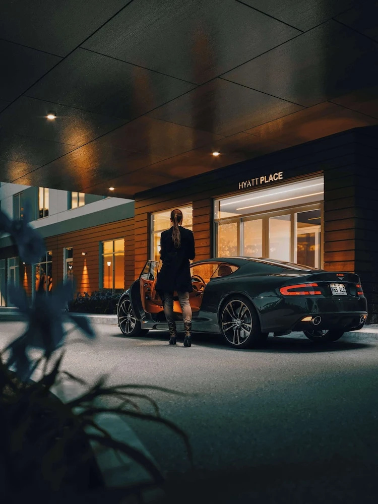 Photo - Hyatt Place Montreal Airport