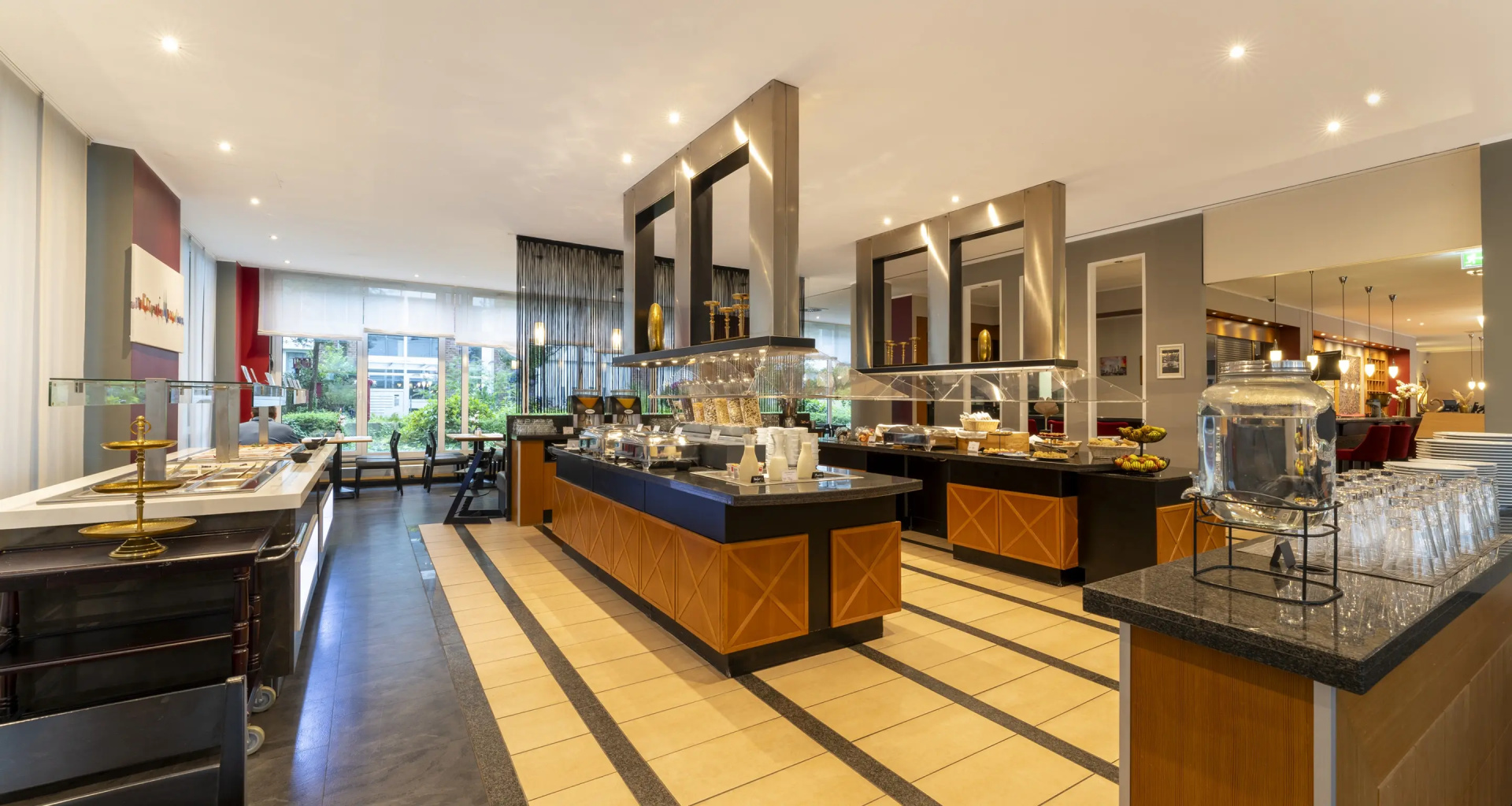 Foto - Plaza Premium Koln