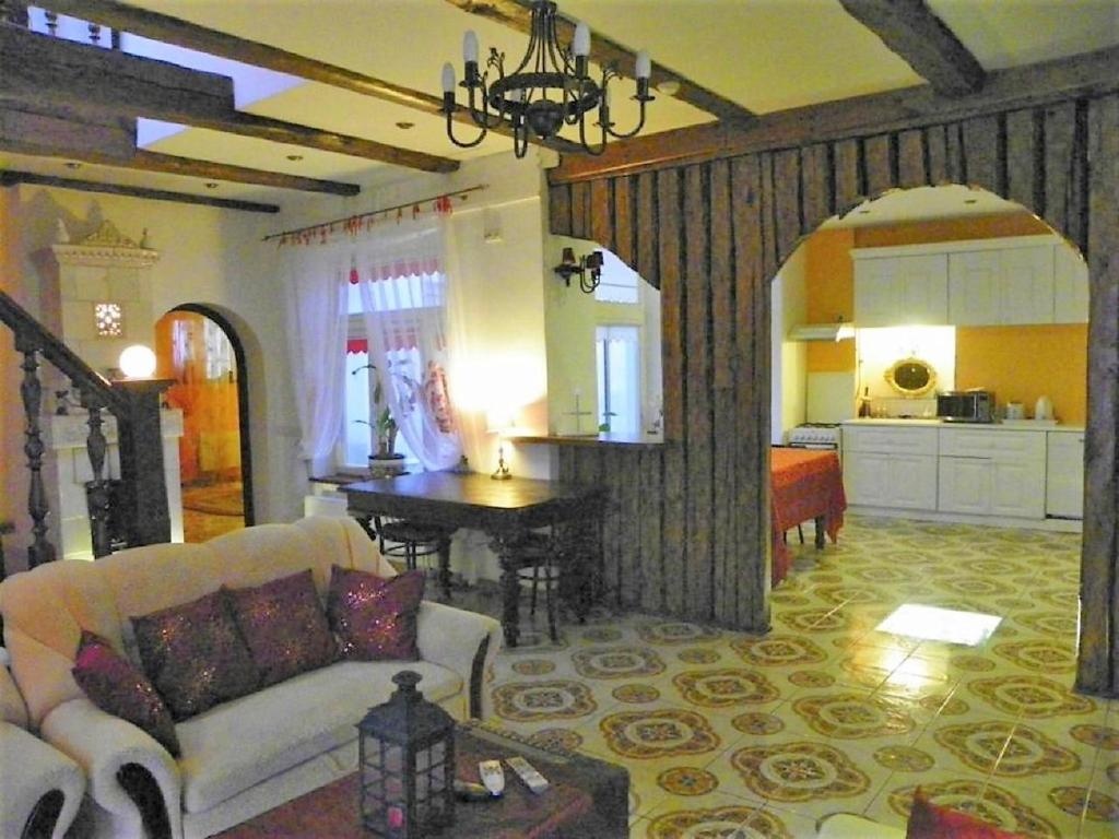 President Apartments