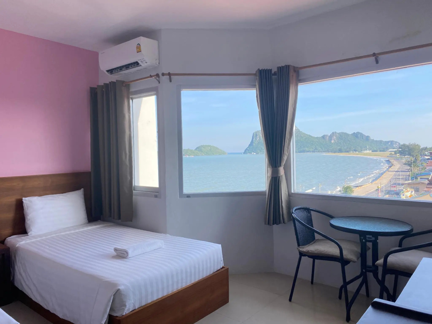 Prachuap Beach Hotel