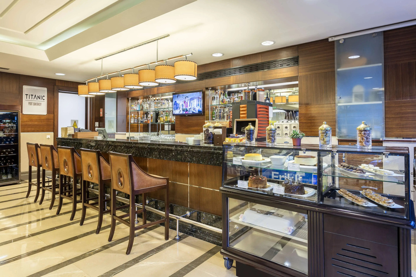 Foto - Titanic Port Bakirkoy