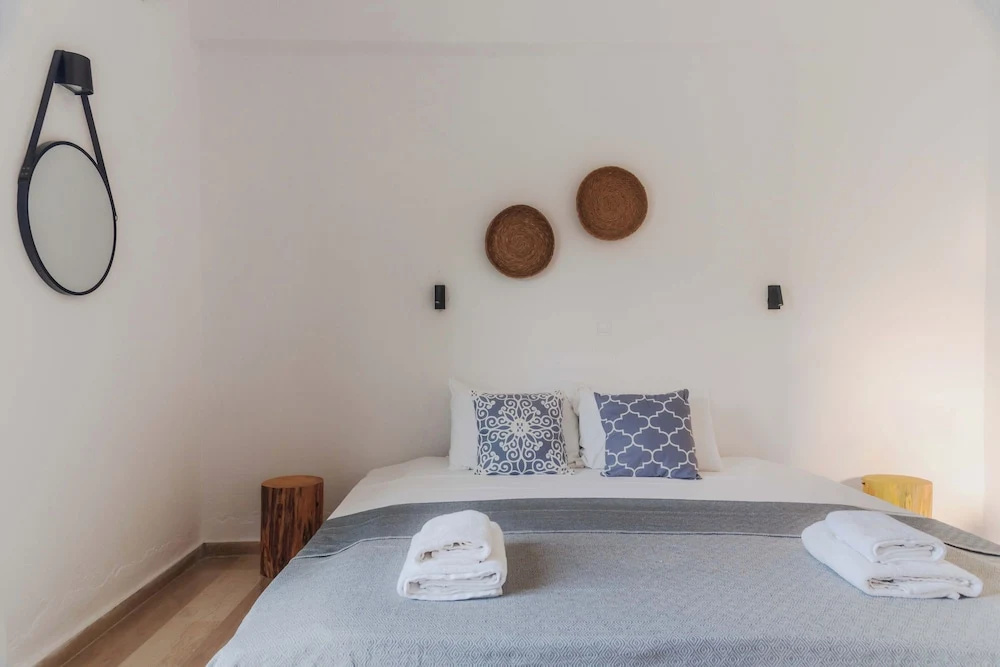 Photo - BOHOTEL Messonghi - Designer's Hotel