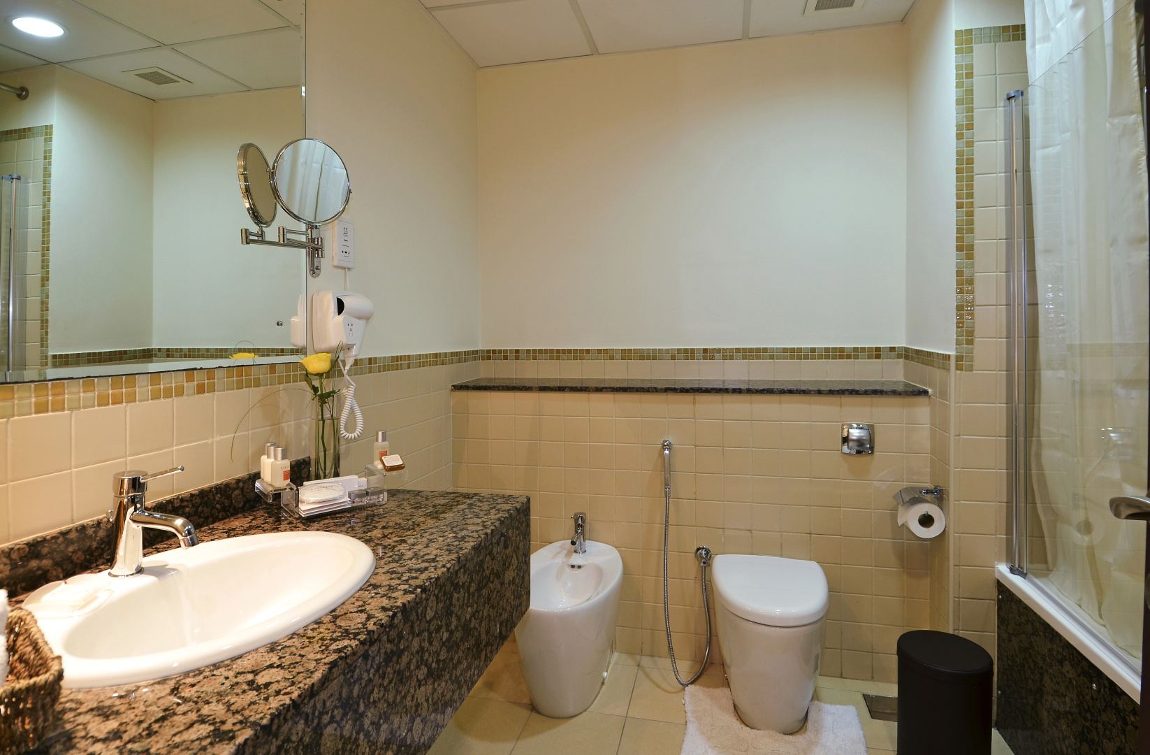 Photo - Roda Amwaj Suites