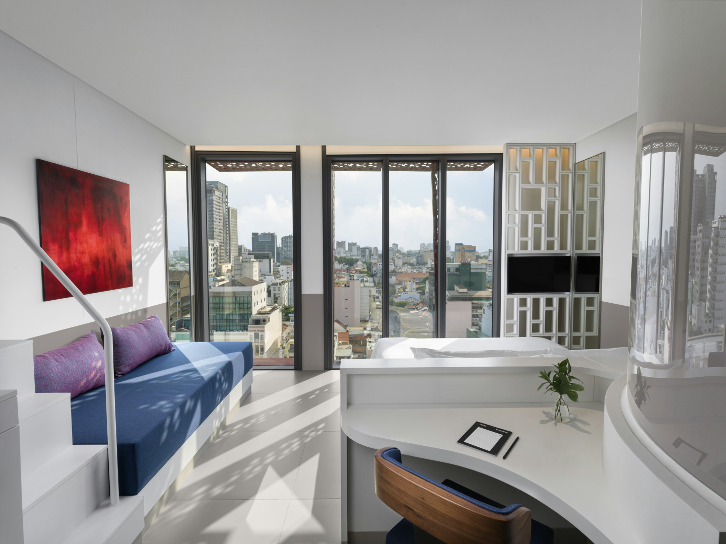 Photo - Wink Saigon Centre, Unscripted by Hyatt - 24 Hours stay