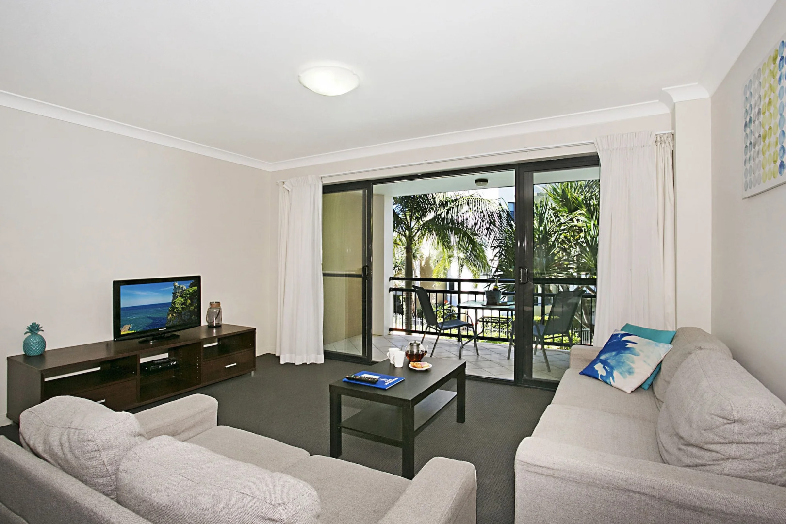 Photo - Sandcastles On The Broadwater