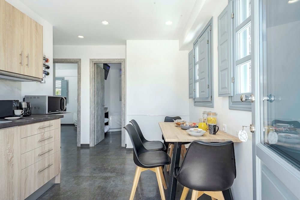 Foto - BlackStone Luxury Suites