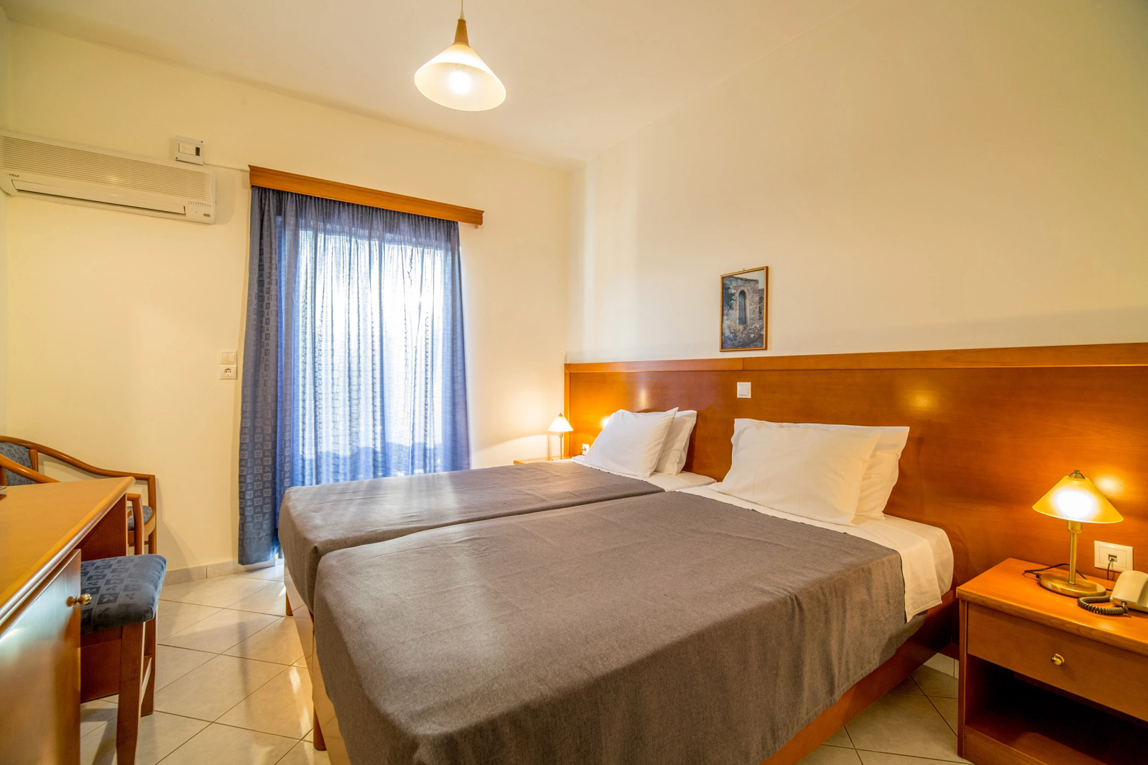 Hiona Holiday Hotel