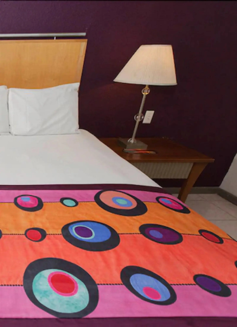 Photo - Le Plaza Hotel