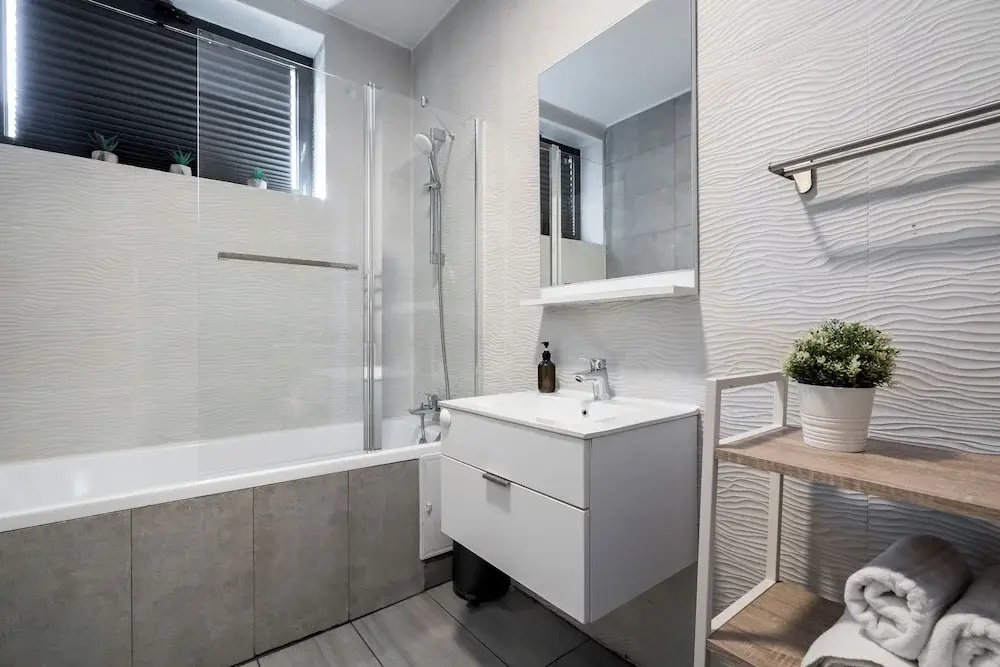 Photo - Uphome Suites